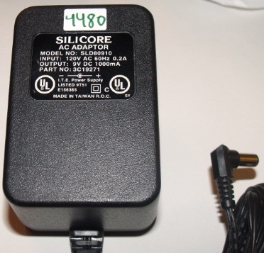 SILICORE SLD80910 AC ADAPTER 9VDC 1000MA USED 2.5 x 5.5 x 10mm