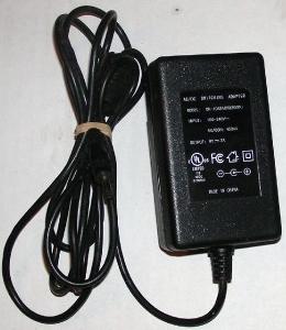 POLAROID OH-1048A0902000U AC ADAPTER 9V 2A SWITCHING Power Suppl