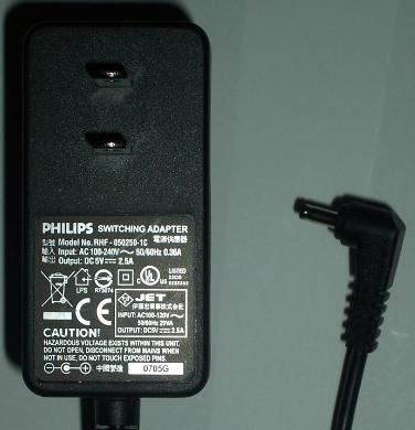 PHILIPS RHF-050250-1C AC ADAPTER 5VDC 2.5A Switching POWER SUPPL